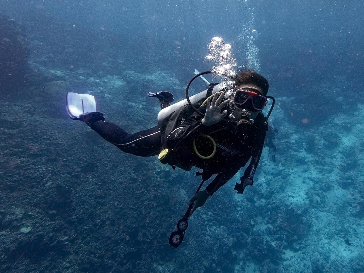 3Will Bunaken Dive Resort Exterior photo